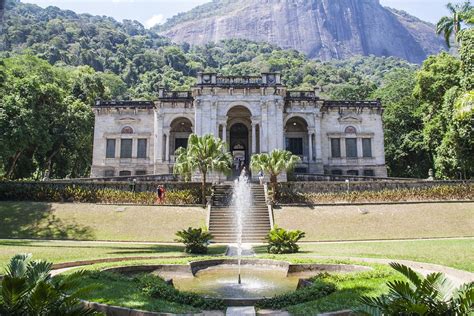 Parque Lage! En konstnärlig oas mitt i Rio de Janeiro's pulserande hjärta!